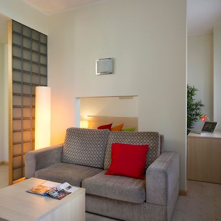 Apartamenty Media Park Βαρσοβία Εξωτερικό φωτογραφία